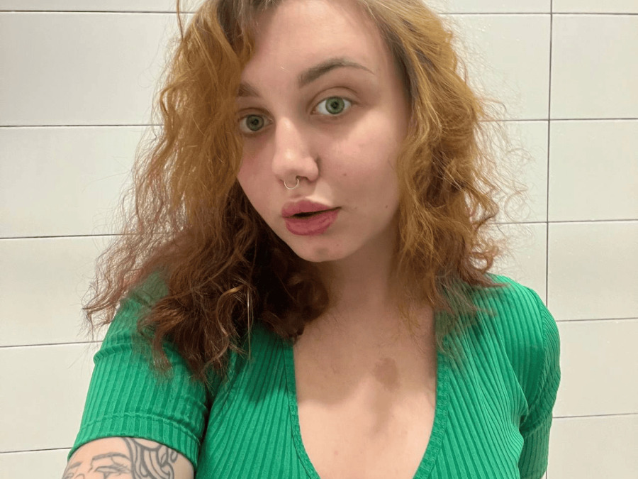 sexting and porn chat model photo Denna 4