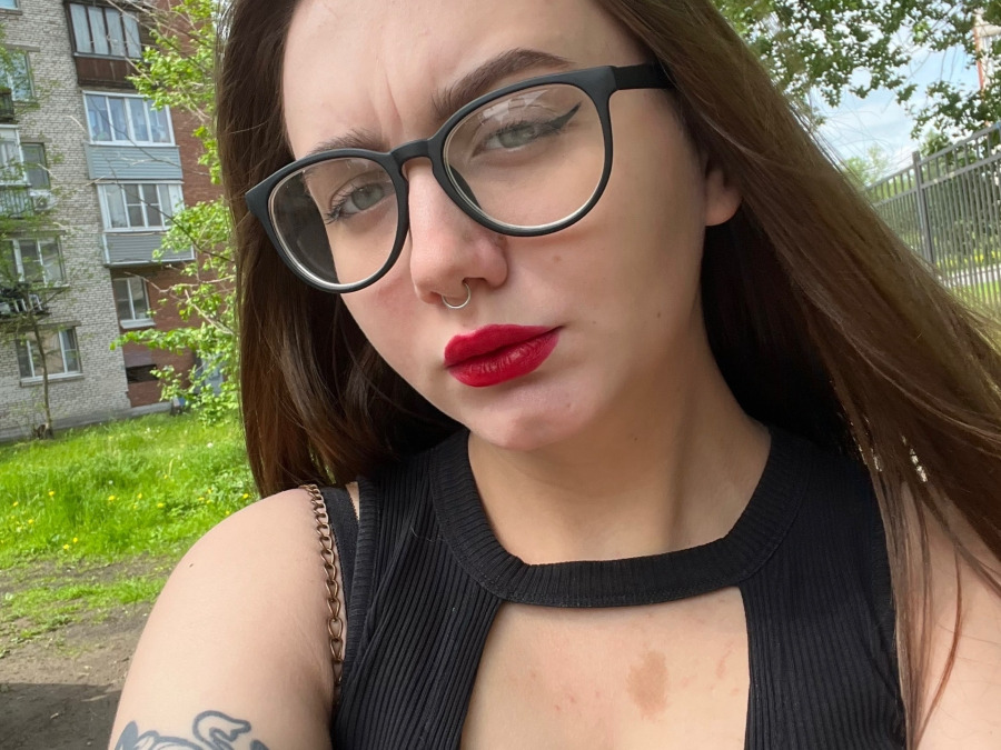 sexting and porn chat model photo Denna 3