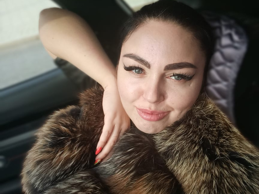 sexting and porn chat model photo Big-boobed and BIG-assed beauty! 8