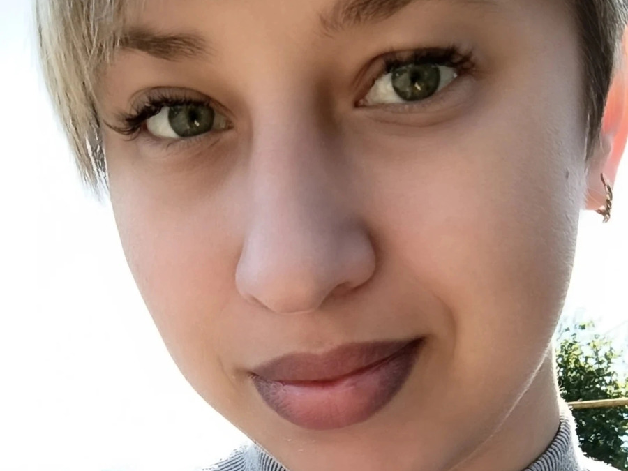sexting and porn chat model photo Irina 3